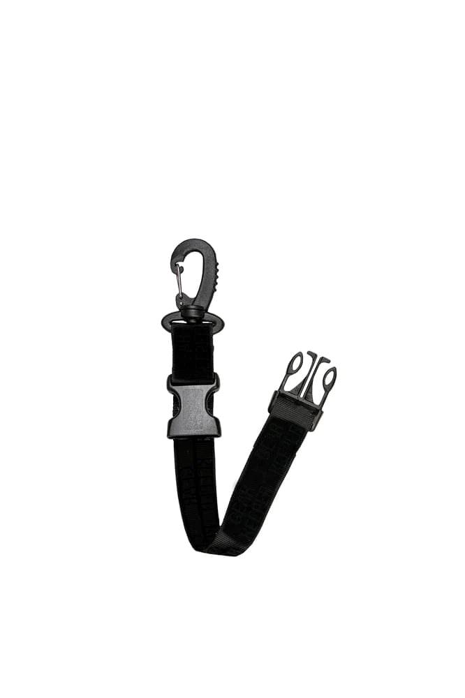 scuba diving clips and scuba retractors