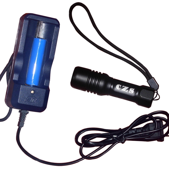 Comfort Zone Scuba Lil Powerhouse Dive Light – 700 Lumen LED Underwater Flashlight, Waterproof to 200m, with Lanyard, Li Battery and Charger