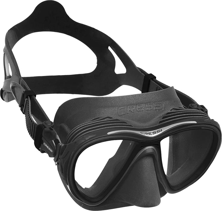 Cressi Quantum Dive Mask - Anti-Fog Thermoregulation Tech, Enhanced Downward Vision, Compact Italian Design