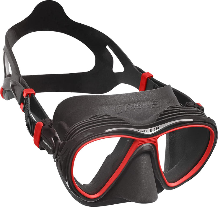 Cressi Quantum Dive Mask - Anti-Fog Thermoregulation Tech, Enhanced Downward Vision, Compact Italian Design