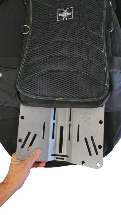 XS Scuba Highland Valor Backplate-Integrated Harness