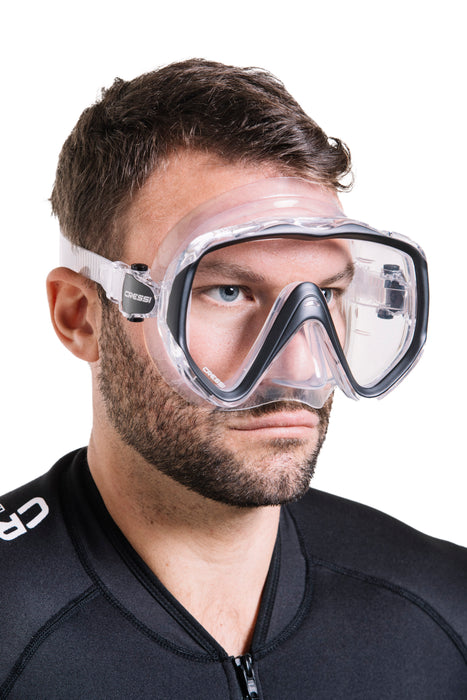 Cressi Liberty SCUBA Diving Mask: Wide View, Soft Silicone Skirt, and Easy Strap Adjustment