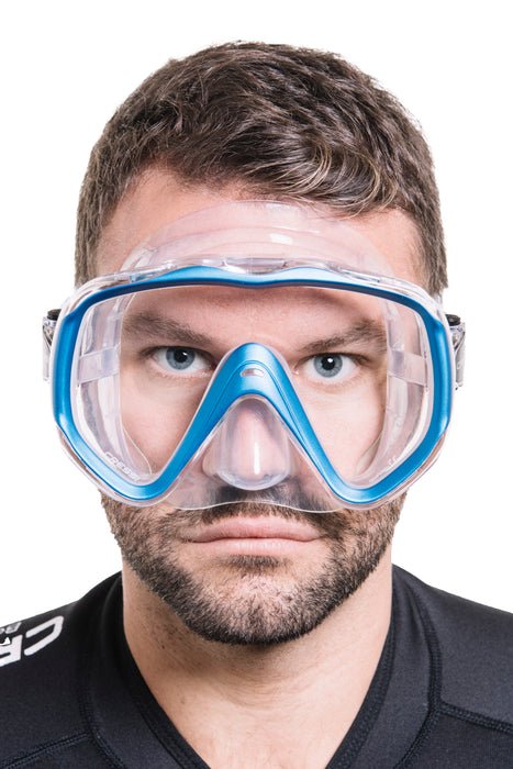 Cressi Liberty SCUBA Diving Mask: Wide View, Soft Silicone Skirt, and Easy Strap Adjustment