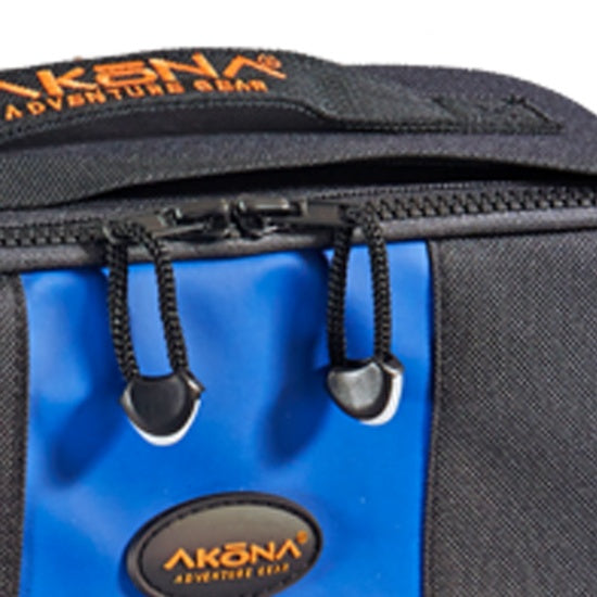 Akona Classic Regulator Bag, Blue